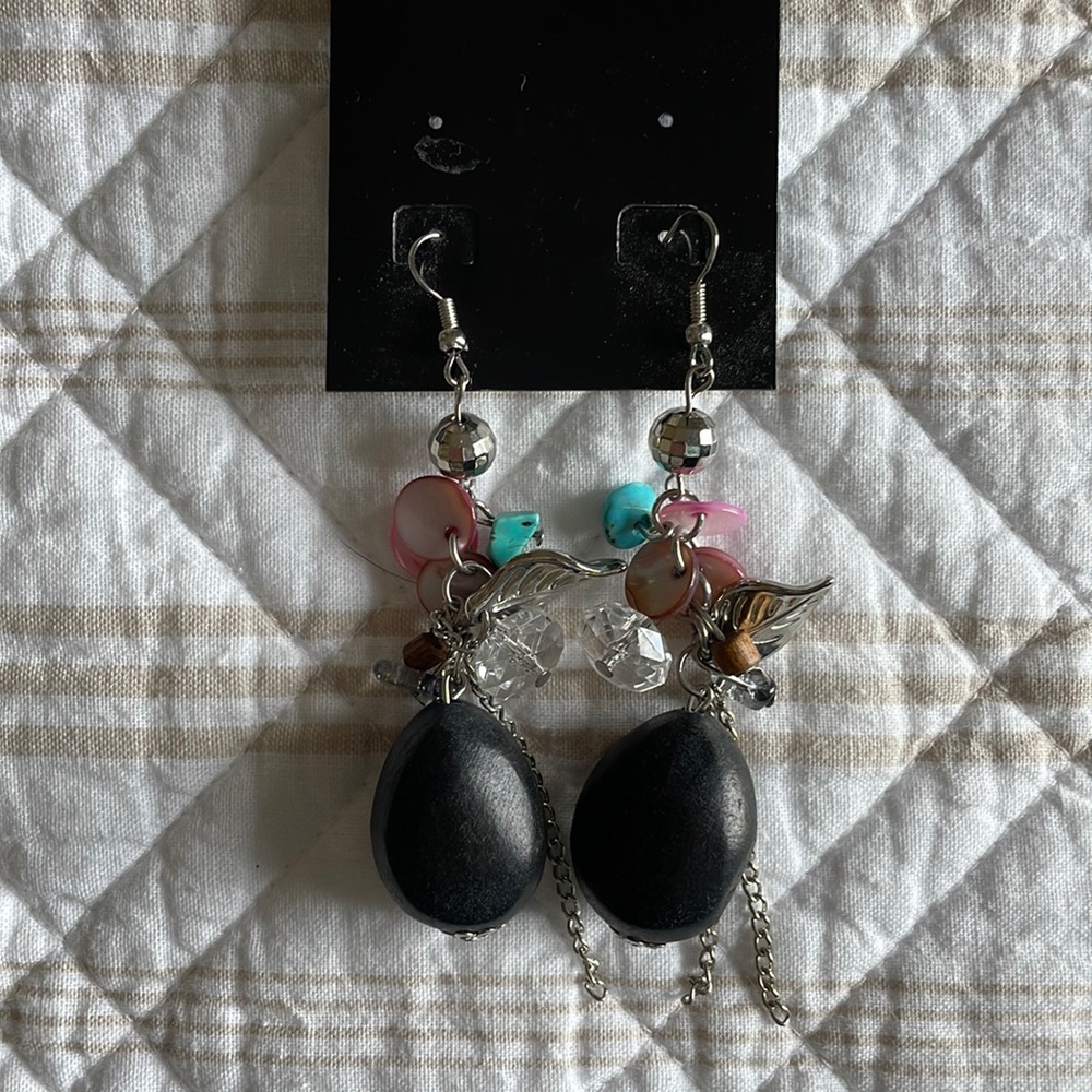 ❤️ 5/$25 - Boutique Earrings